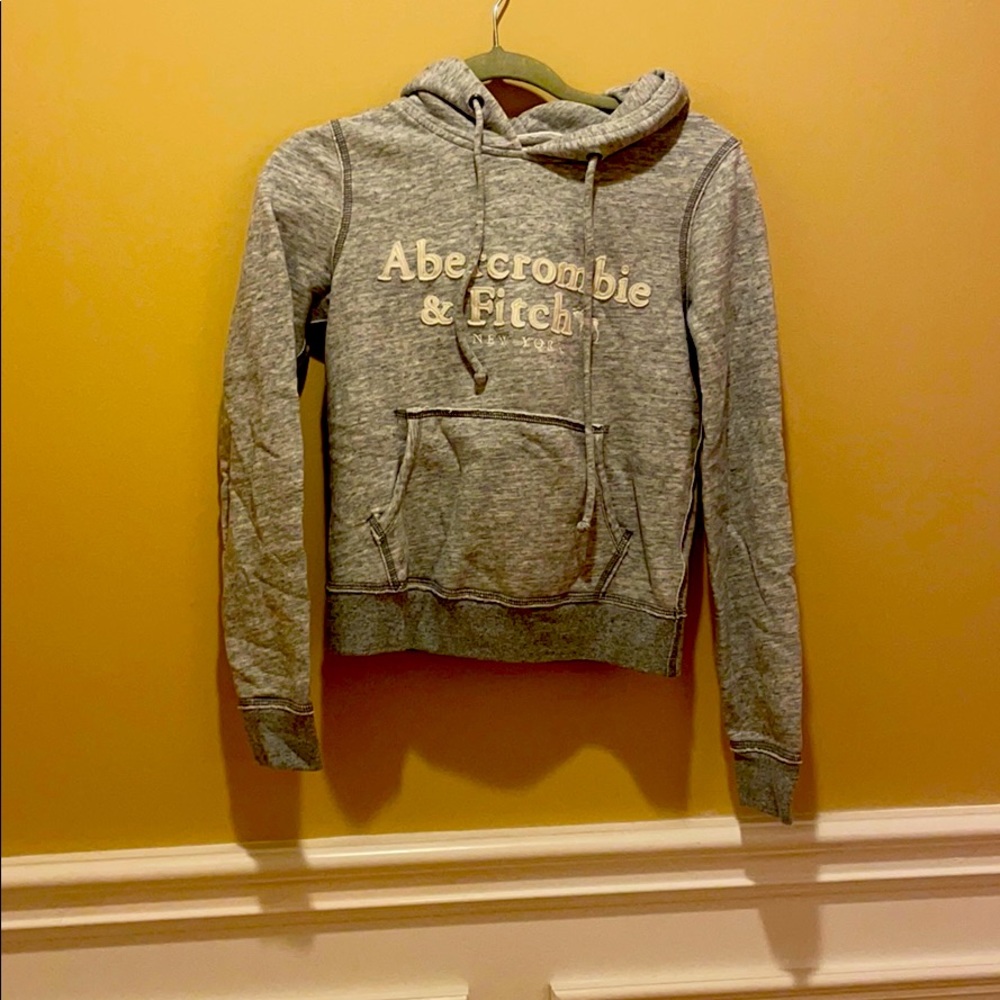 NWOT Abercrombie sweatshirt XXS
